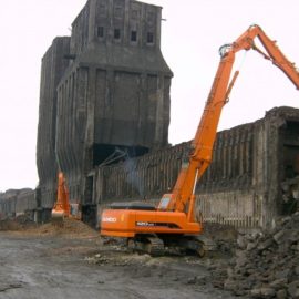Экскаватор-разрушитель Doosan S420LC-V Demolition Экскаватор-разрушитель Doosan S420LC-V Demolition