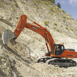 Гусеничный экскаватор Doosan DX520LC Гусеничный экскаватор Doosan DX520LC
