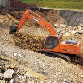 Гусеничный экскаватор Doosan DX225LCA Гусеничный экскаватор Doosan DX225LCA