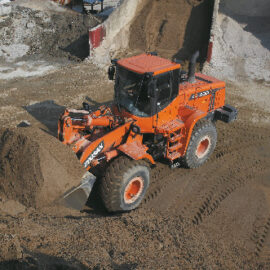 Фронтальный погрузчик Doosan DL300A